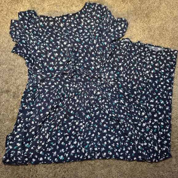 Size Small (?) Molly Malloy Petite Dress - Picture 1 of 3